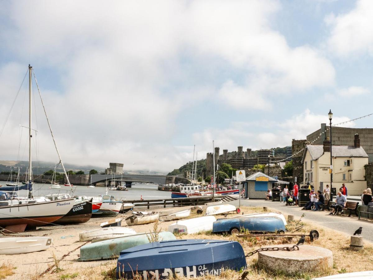 Llys Madoc, Basement Apartment Penmaen-mawr Εξωτερικό φωτογραφία
