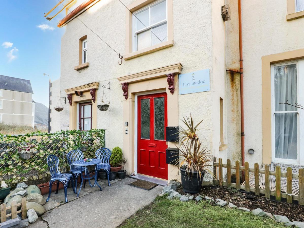Llys Madoc, Basement Apartment Penmaen-mawr Εξωτερικό φωτογραφία